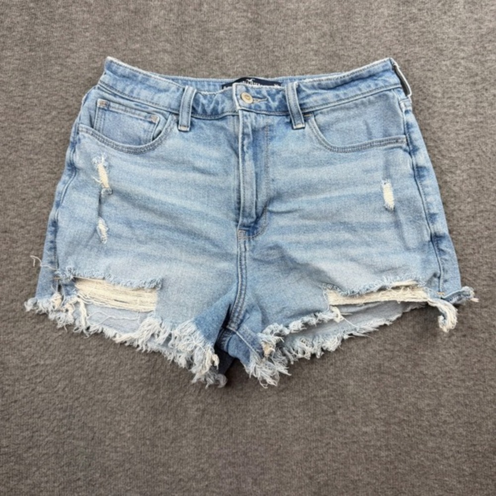 Hollister Mom Shorts Women's‎ 8 W29 Light Blue Distressed Ultra High Rise 3"